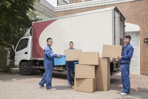 Moving house planning in South Hornchurch with local streets and parking considerations