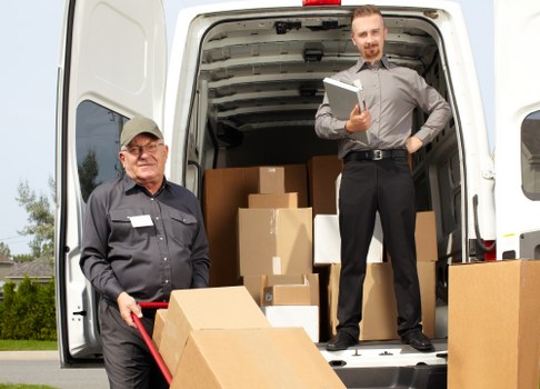 Local movers managing access and parking challenges in South Hornchurch
