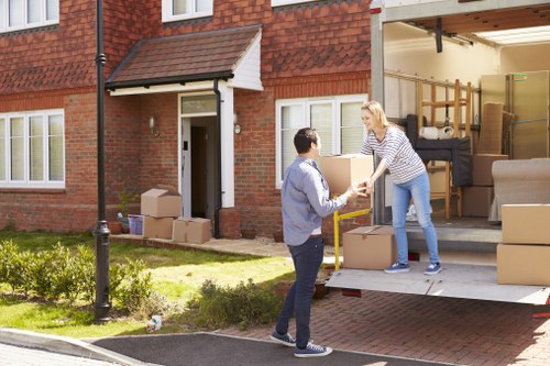 Local van service handling access challenges in South Hornchurch streets