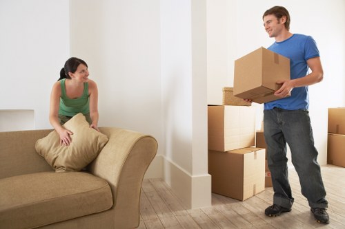 Professional moving truck service supporting a South Hornchurch relocation